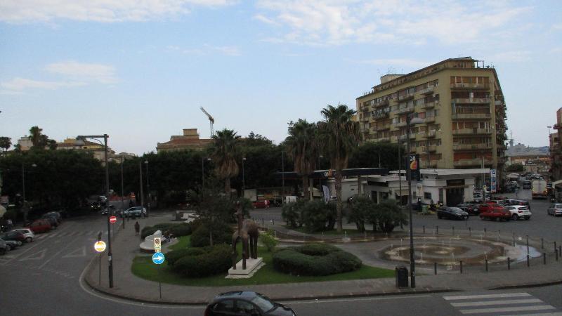 Gymnasium Bed & Breakfast Syracuse Bagian luar foto