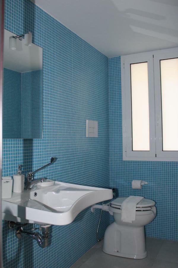 Gymnasium Bed & Breakfast Syracuse Bagian luar foto