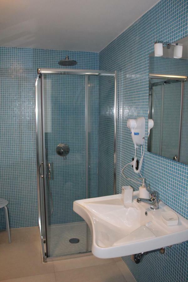 Gymnasium Bed & Breakfast Syracuse Bagian luar foto