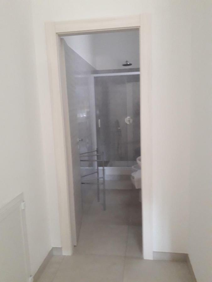 Gymnasium Bed & Breakfast Syracuse Bagian luar foto